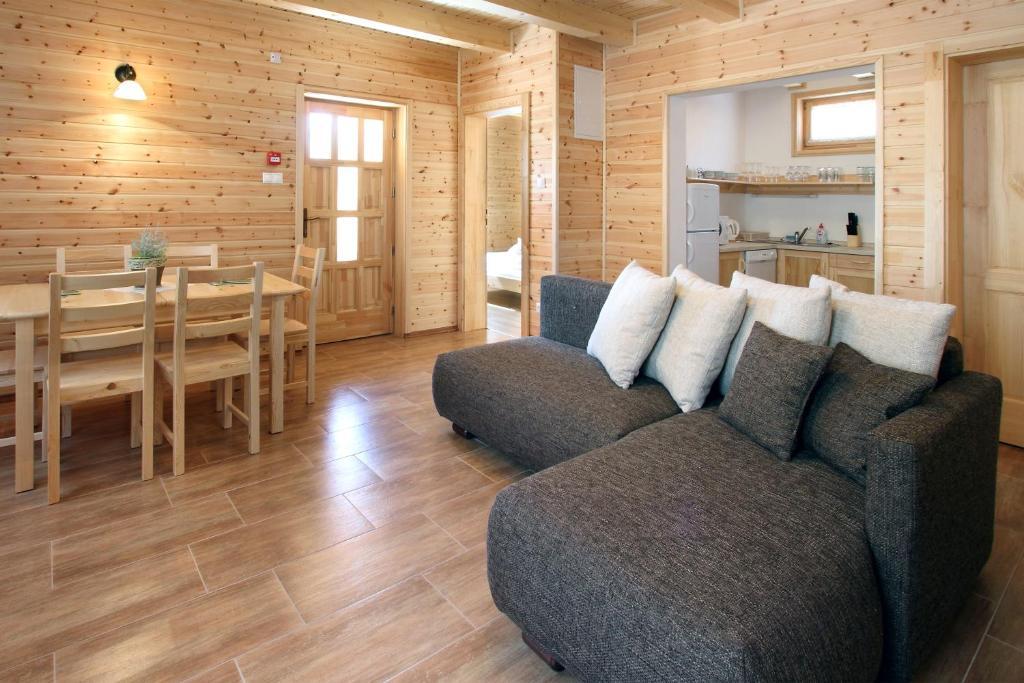 Family Panzio Es Apartman Hazak Липот Экстерьер фото